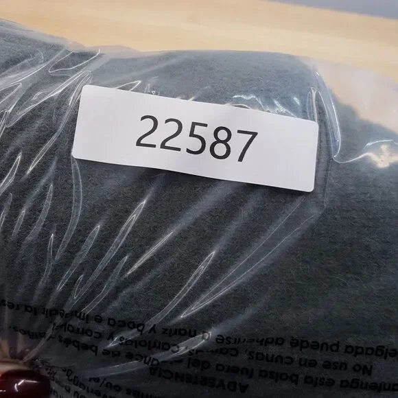 AMI PARIS Sweater Mens XXL Green Boxy Heart Logo Wool Alpaca De Coeur $685 - Picture 11 of 11